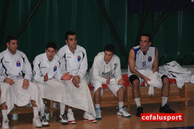 101128_sport 304y_tn.jpg